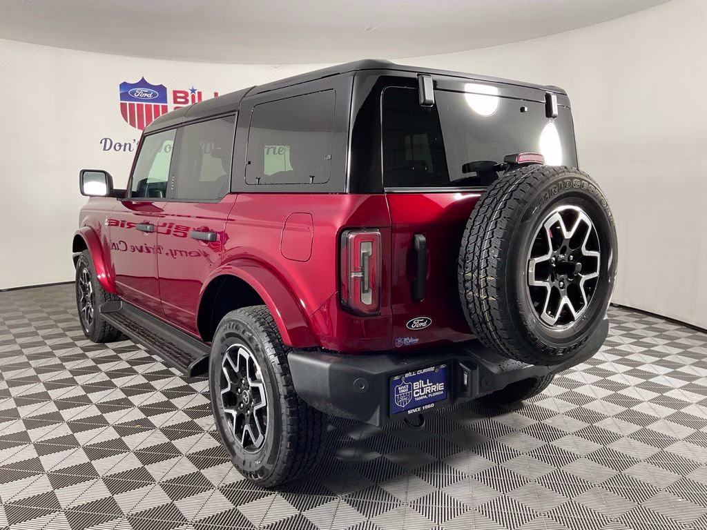 2026 Ruby Red Metallic Ford Bronco Outer Banks 4X4 SUV
