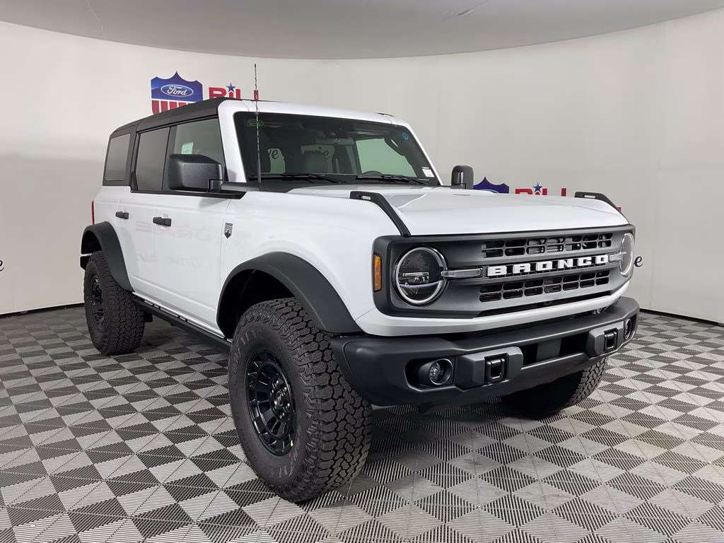 2026 Oxford White Ford Bronco Big Bend 4X4 SUV