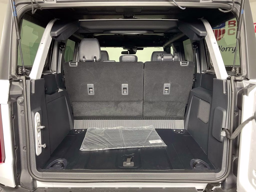 2026 Oxford White Ford Bronco Big Bend 4X4 SUV