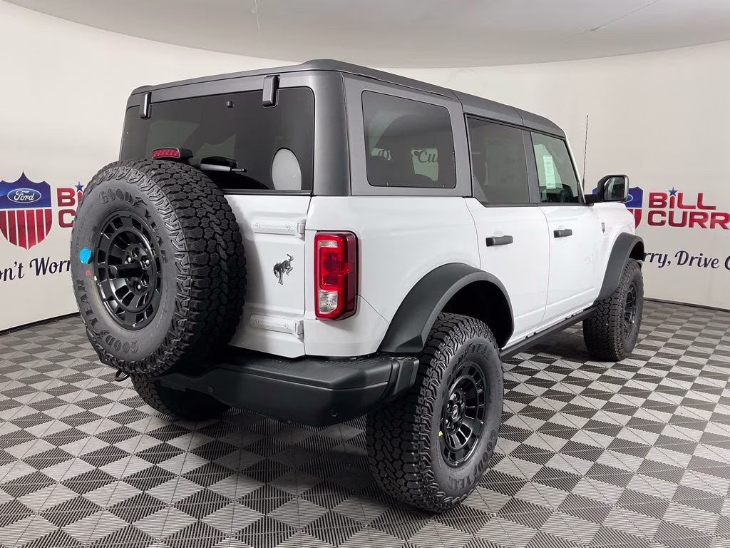 2026 Oxford White Ford Bronco Big Bend 4X4 SUV