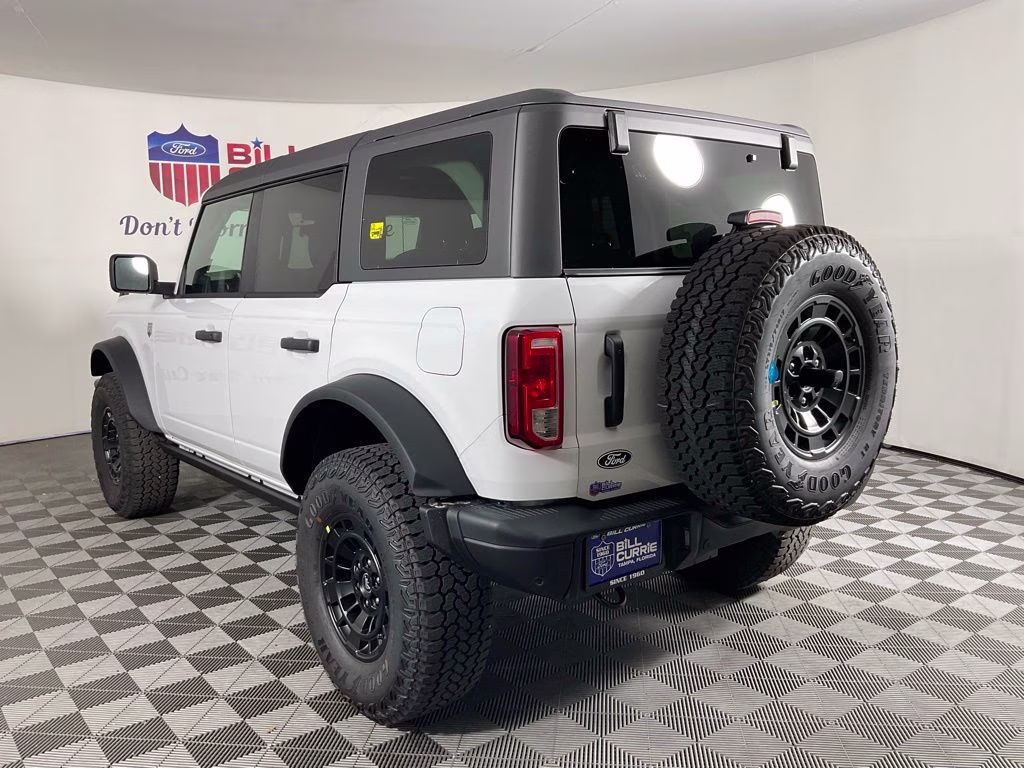 2026 Oxford White Ford Bronco Big Bend 4X4 SUV