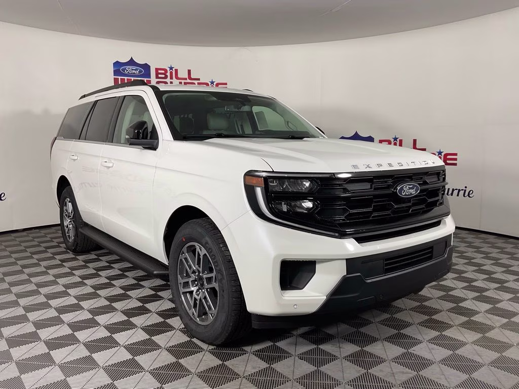 2026 Ford Expedition Active's photo