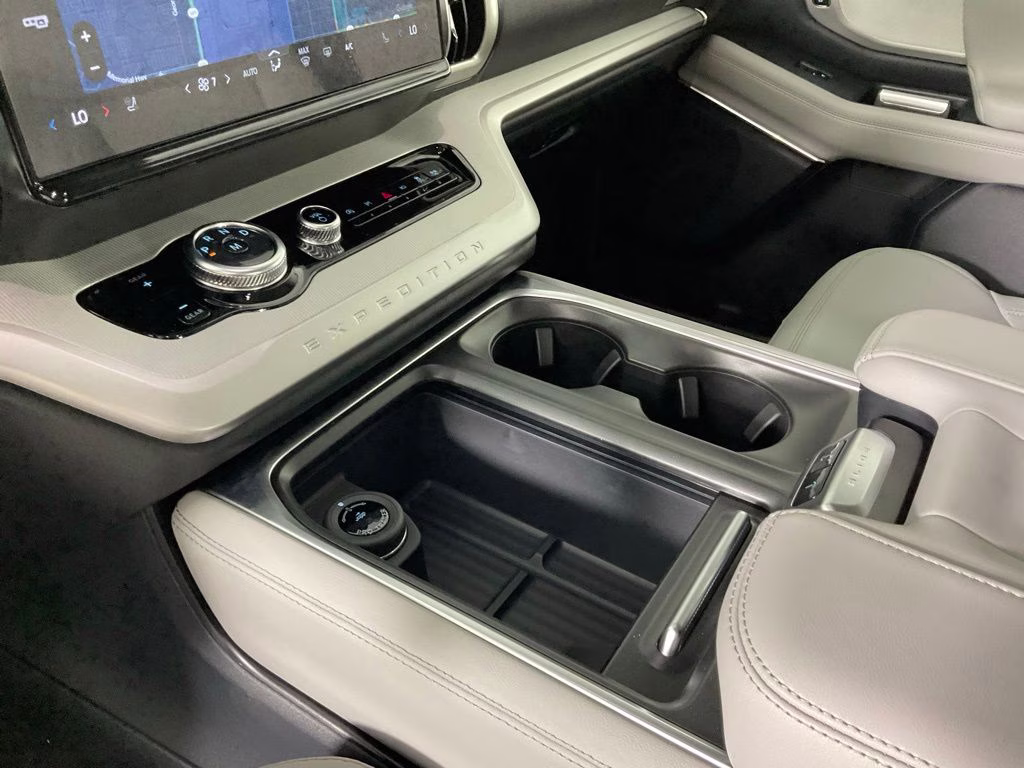 2026 White Ford Expedition Active RWD SUV