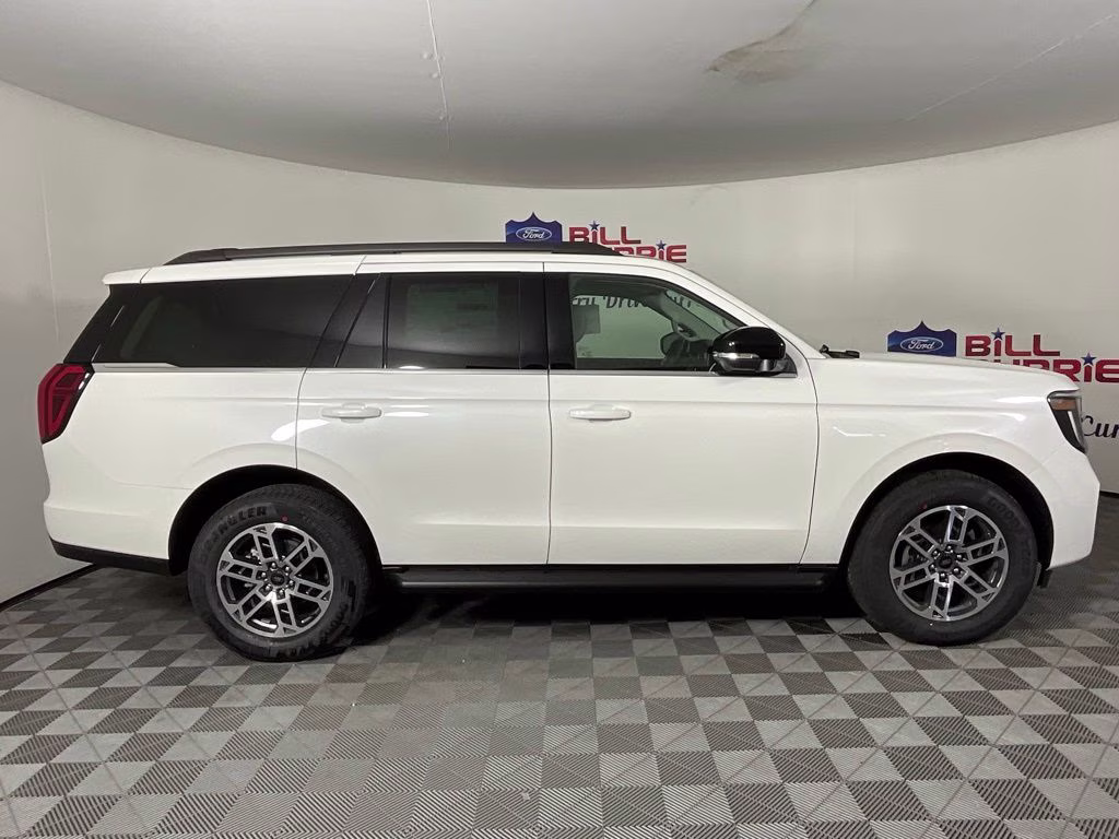 2026 White Ford Expedition Active RWD SUV