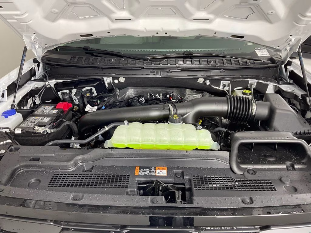 2026 White Ford Expedition Active RWD SUV