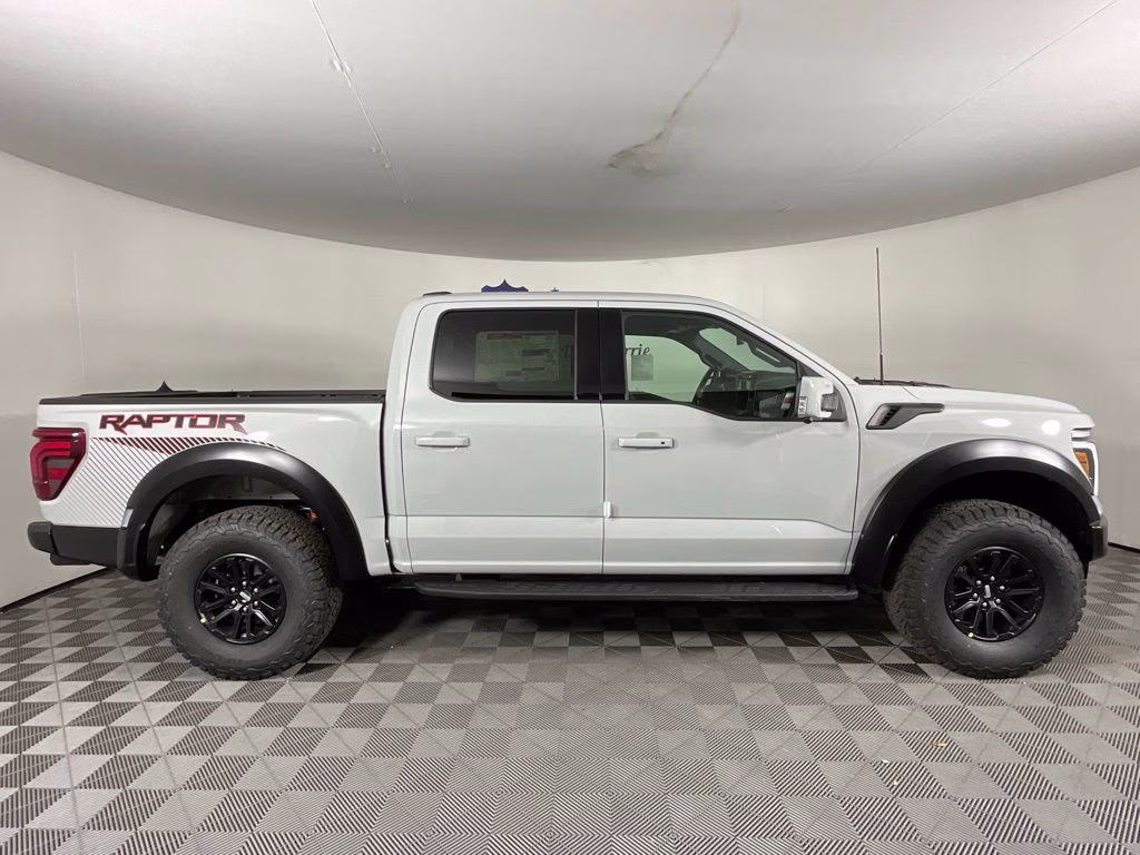 2026 Avalanche Ford F-150 Raptor 4X4 Truck