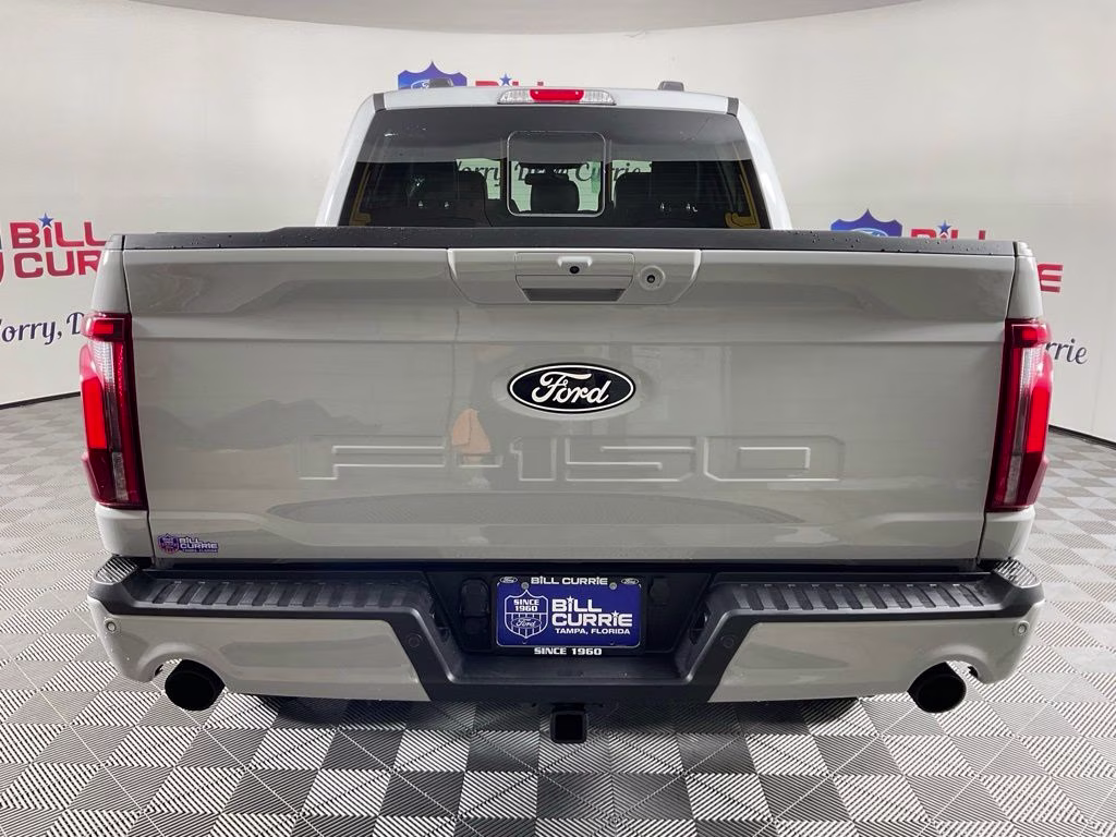 2026 Avalanche Ford F-150 Lariat 4X4 Truck