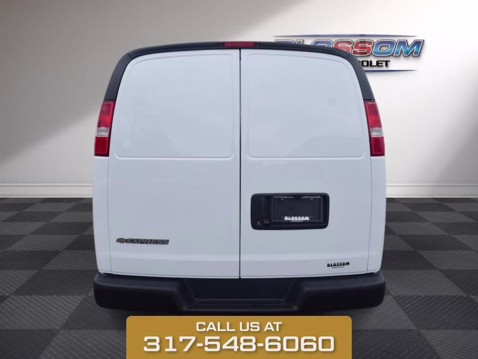 2026 Summit White Chevrolet Express 2500 Work Van RWD Van