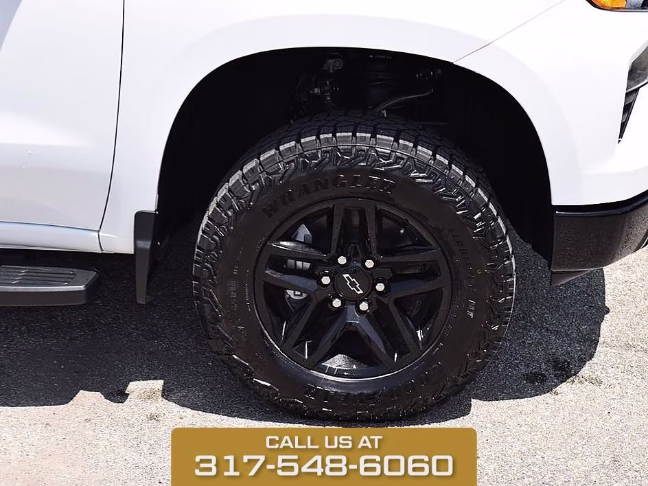 2026 Summit White Chevrolet Silverado 1500 Custom Trail Boss 4X4 Truck