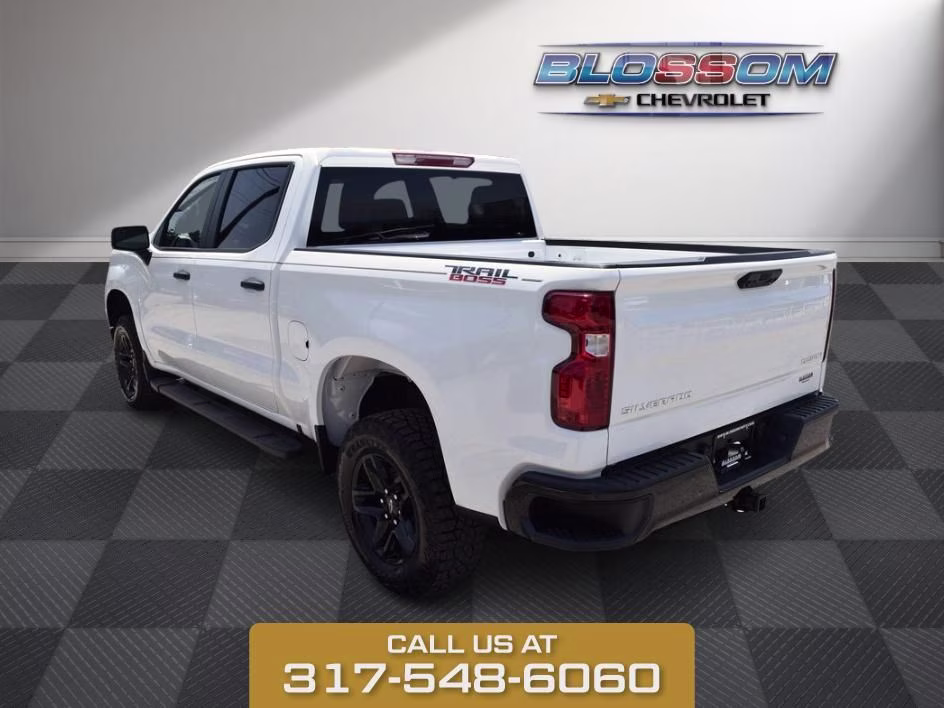 2026 Summit White Chevrolet Silverado 1500 Custom Trail Boss 4X4 Truck