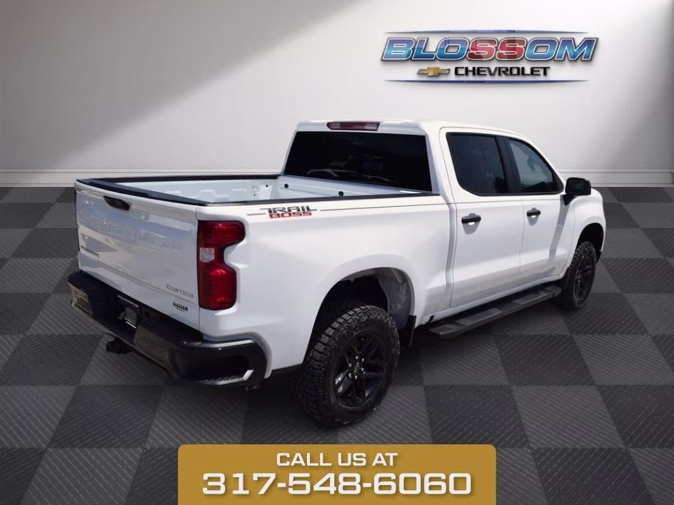 2026 Summit White Chevrolet Silverado 1500 Custom Trail Boss 4X4 Truck