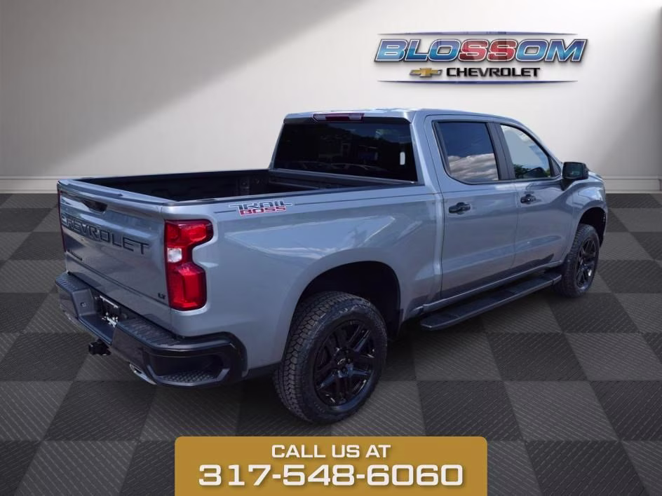 2026 Sterling Gray Metallic Chevrolet Silverado 1500 LT Trail Boss 4X4 Truck