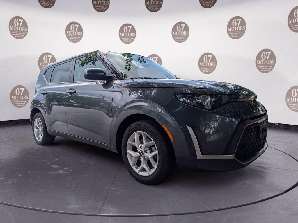 2023 Kia Soul 2.0L LX IVT's photo
