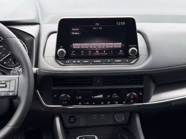 2026 Everest White Pearl Tricoat Nissan Rogue Dark Armor AWD SUV