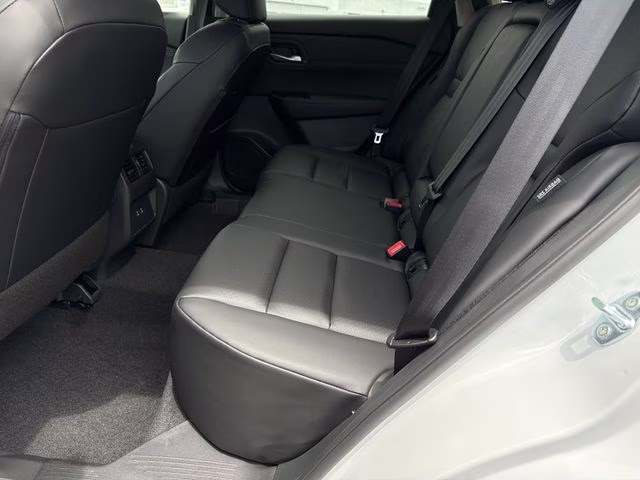 2026 Everest White Pearl Tricoat Nissan Rogue Dark Armor AWD SUV