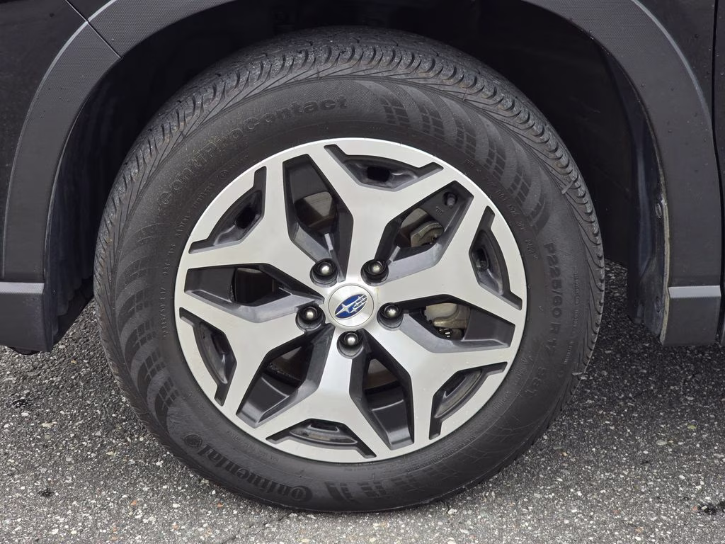 2020 Crystal Black Silica Subaru Forester Premium AWD SUV