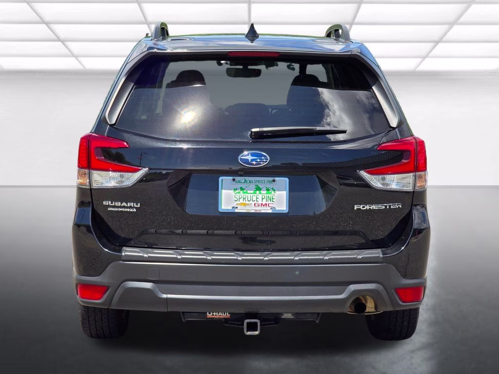 2020 Crystal Black Silica Subaru Forester Premium AWD SUV