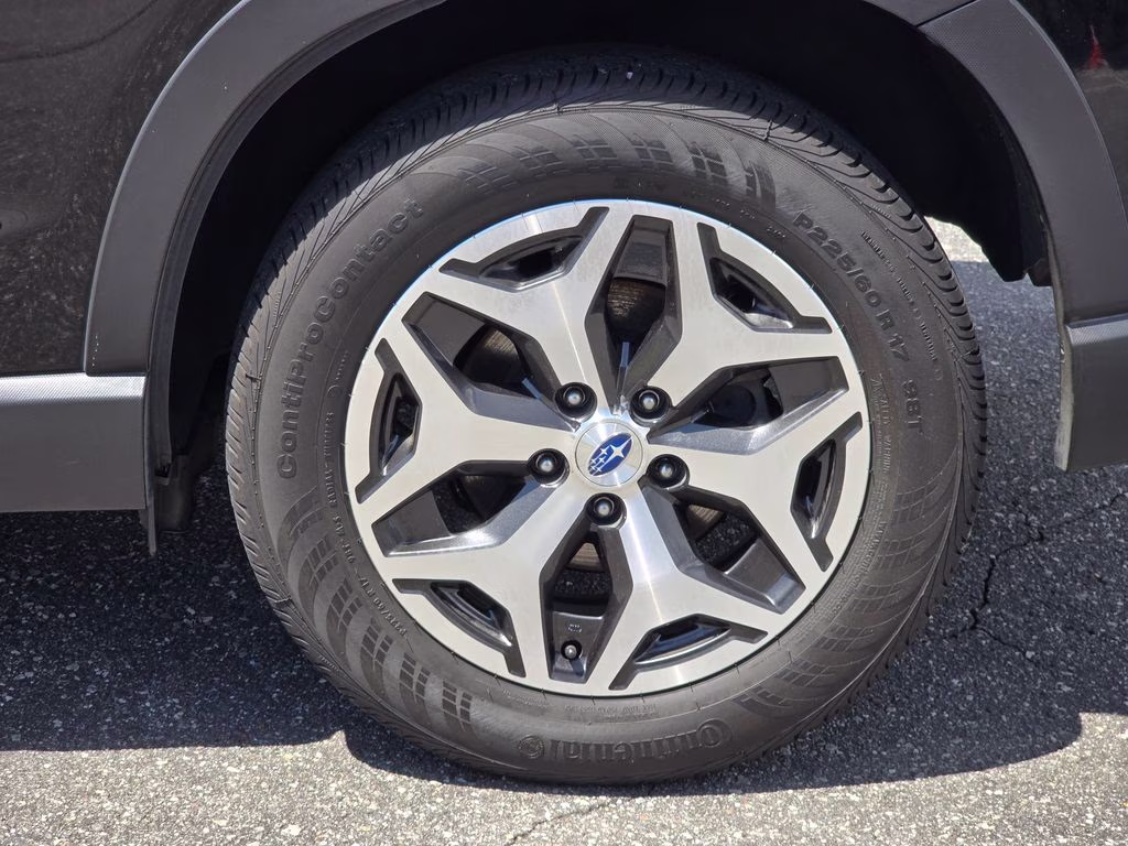 2020 Crystal Black Silica Subaru Forester Premium AWD SUV