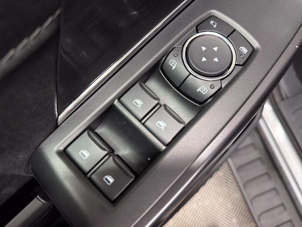 2026 ICONIC SILVER Ford F-150 Lariat RWD Truck