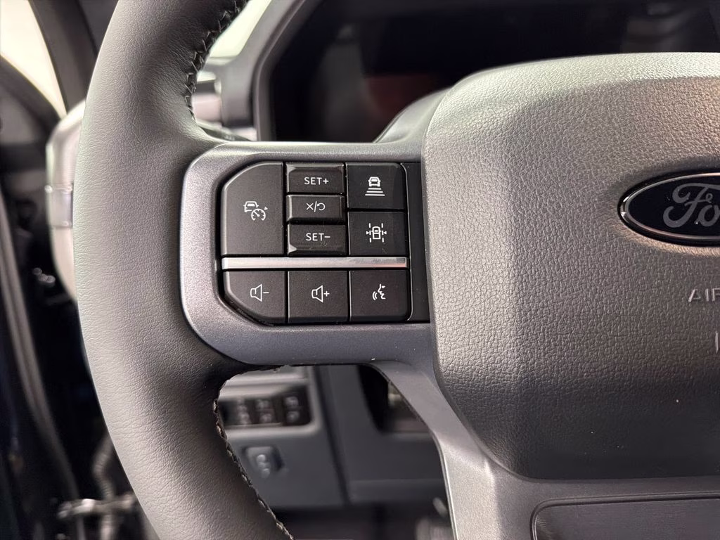 2026 AGATE BLACK Ford F-150 Lariat 4X4 Truck
