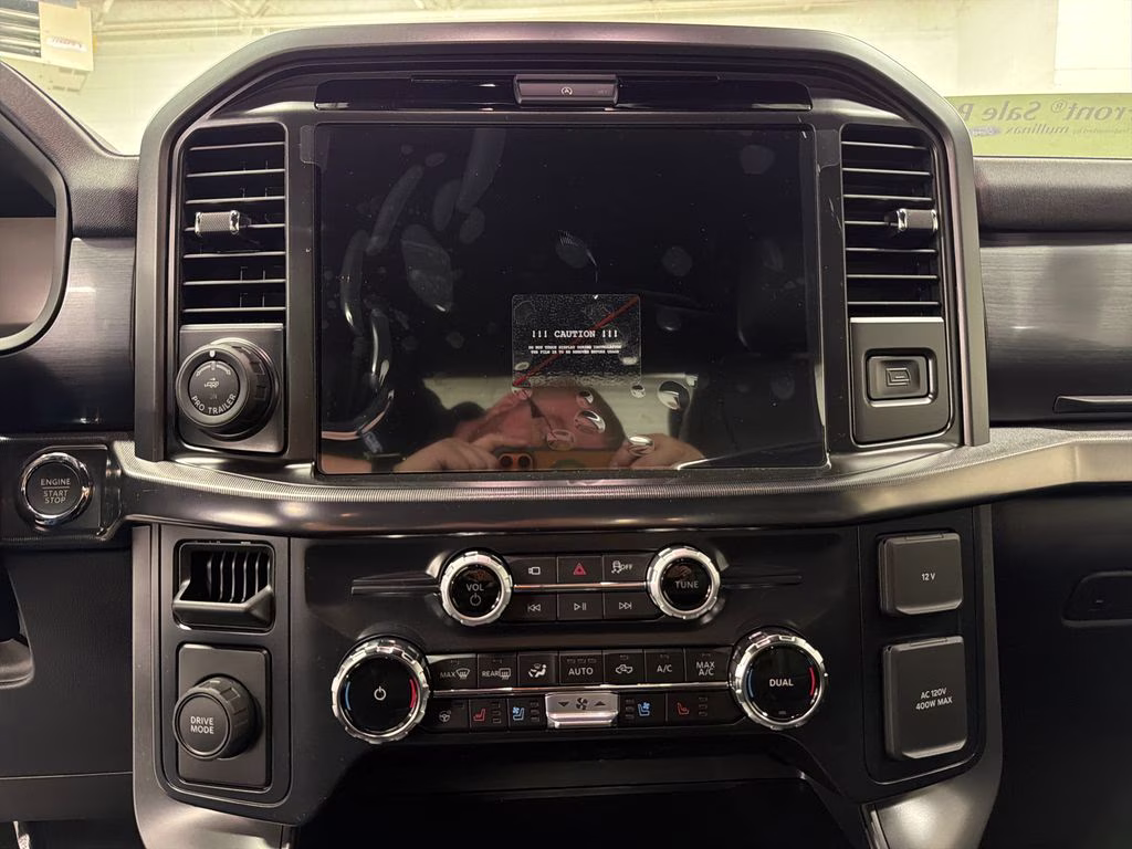 2026 ICONIC SILVER Ford F-150 Lariat RWD Truck