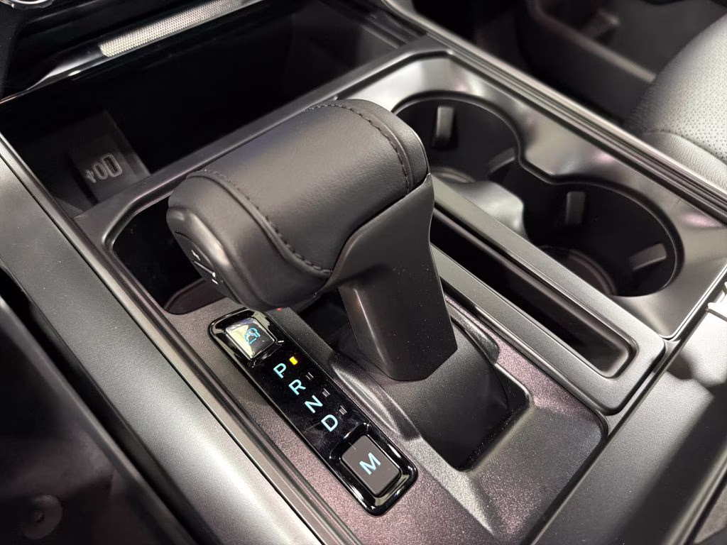 2026 AGATE BLACK Ford F-150 Lariat 4X4 Truck