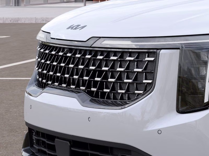 2026 Snow White Pearl Kia Carnival Hybrid SX FWD Van