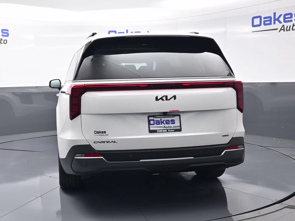2026 Snow White Pearl Kia Carnival Hybrid SX FWD Van