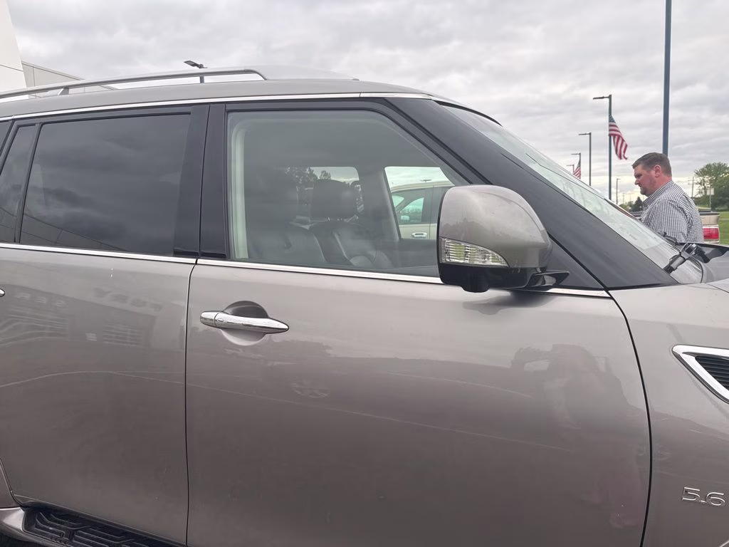 2014 Platinum Graphite INFINITI QX80 Base w/Theatre Package 4X4 SUV