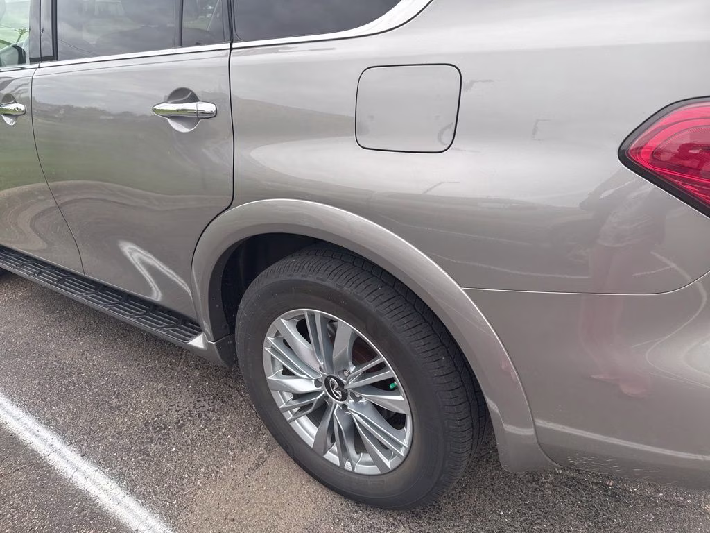 2014 Platinum Graphite INFINITI QX80 Base w/Theatre Package 4X4 SUV
