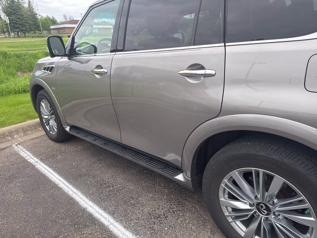 2014 Platinum Graphite INFINITI QX80 Base w/Theatre Package 4X4 SUV