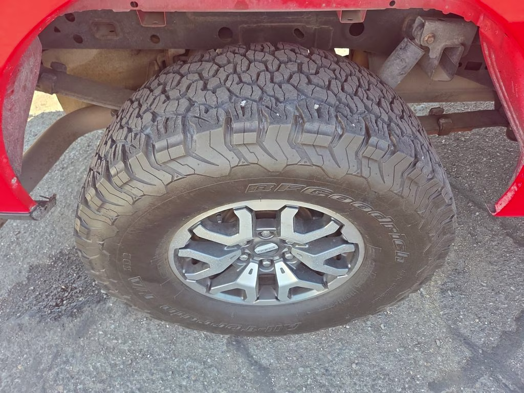 2018 Red Ford F-150 XL 4X4 Truck