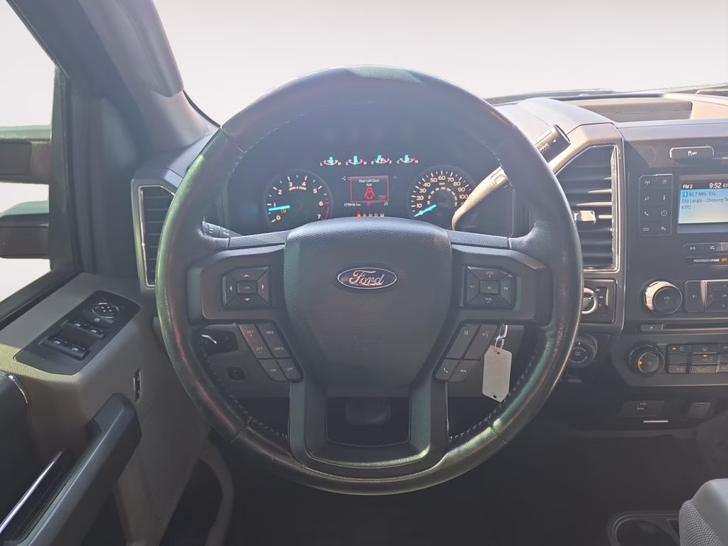 2018 Red Ford F-150 XL 4X4 Truck