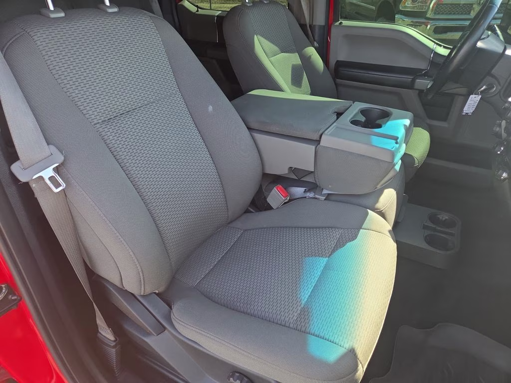 2018 Red Ford F-150 XL 4X4 Truck