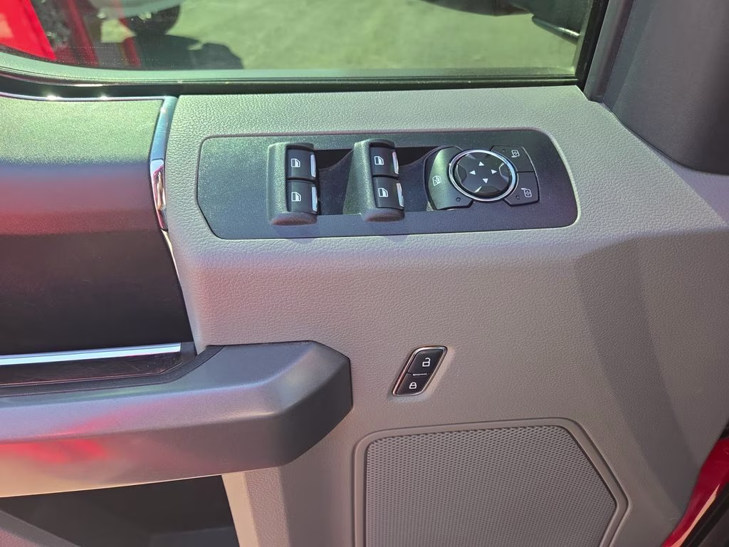 2018 Red Ford F-150 XL 4X4 Truck