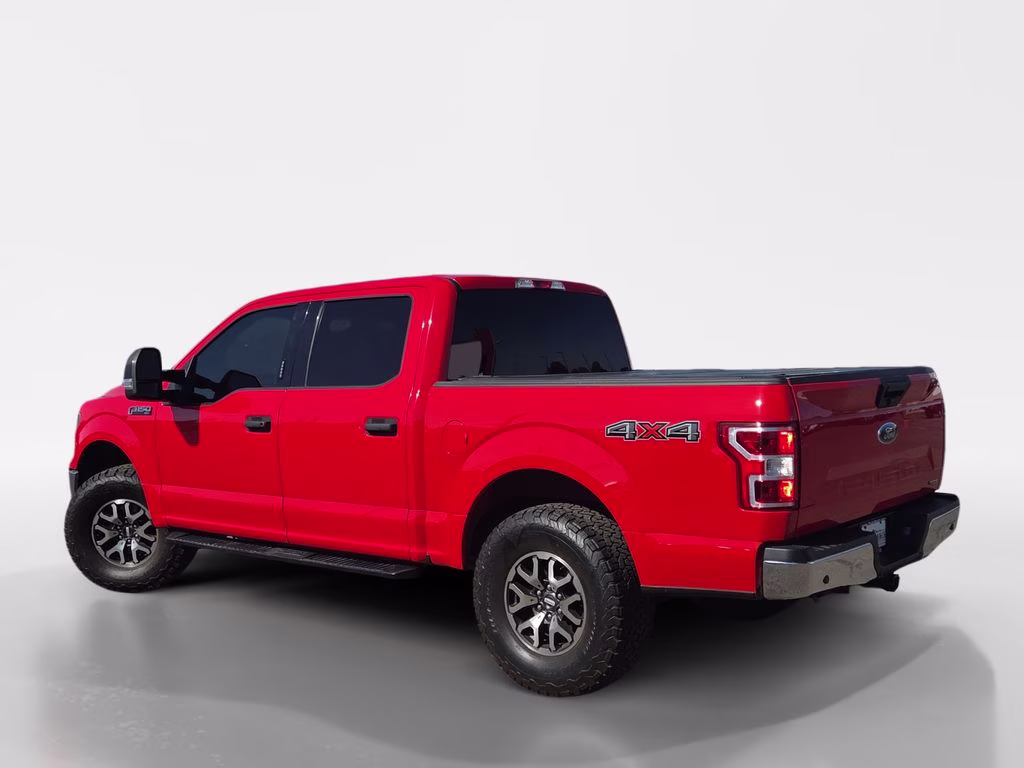2018 Red Ford F-150 XL 4X4 Truck