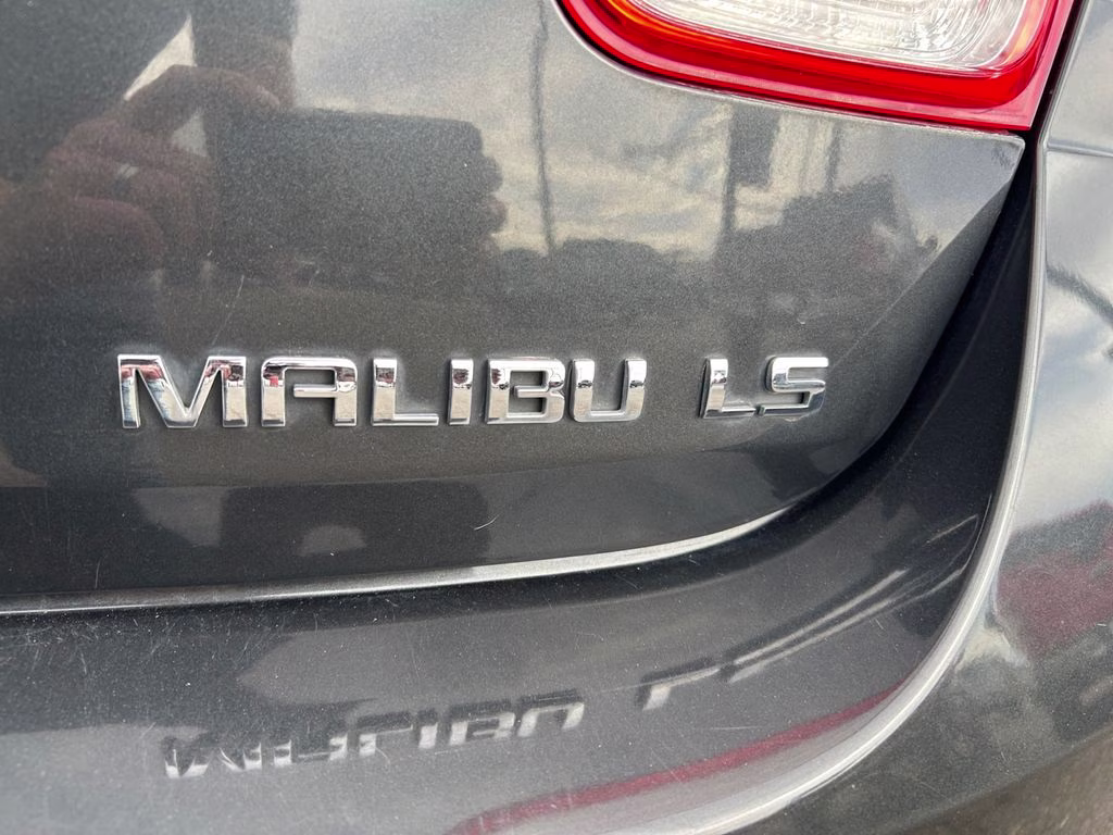 2015 Ashen Gray Metallic Chevrolet Malibu LS FWD Sedan