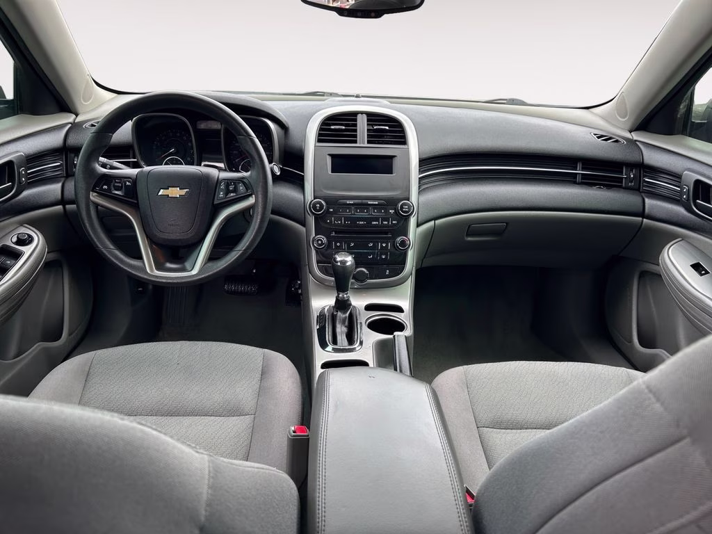 2015 Ashen Gray Metallic Chevrolet Malibu LS FWD Sedan
