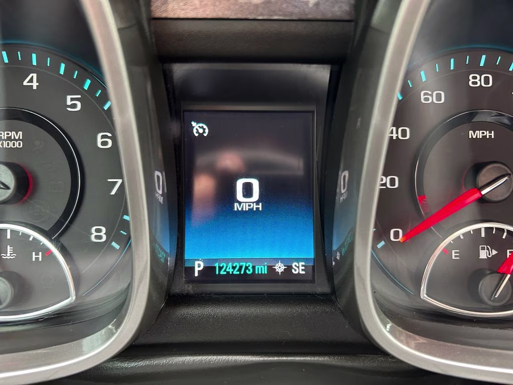 2015 Ashen Gray Metallic Chevrolet Malibu LS FWD Sedan