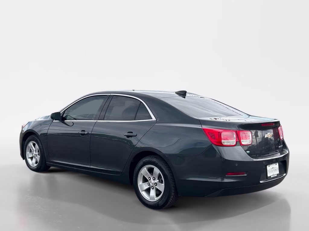 2015 Ashen Gray Metallic Chevrolet Malibu LS FWD Sedan