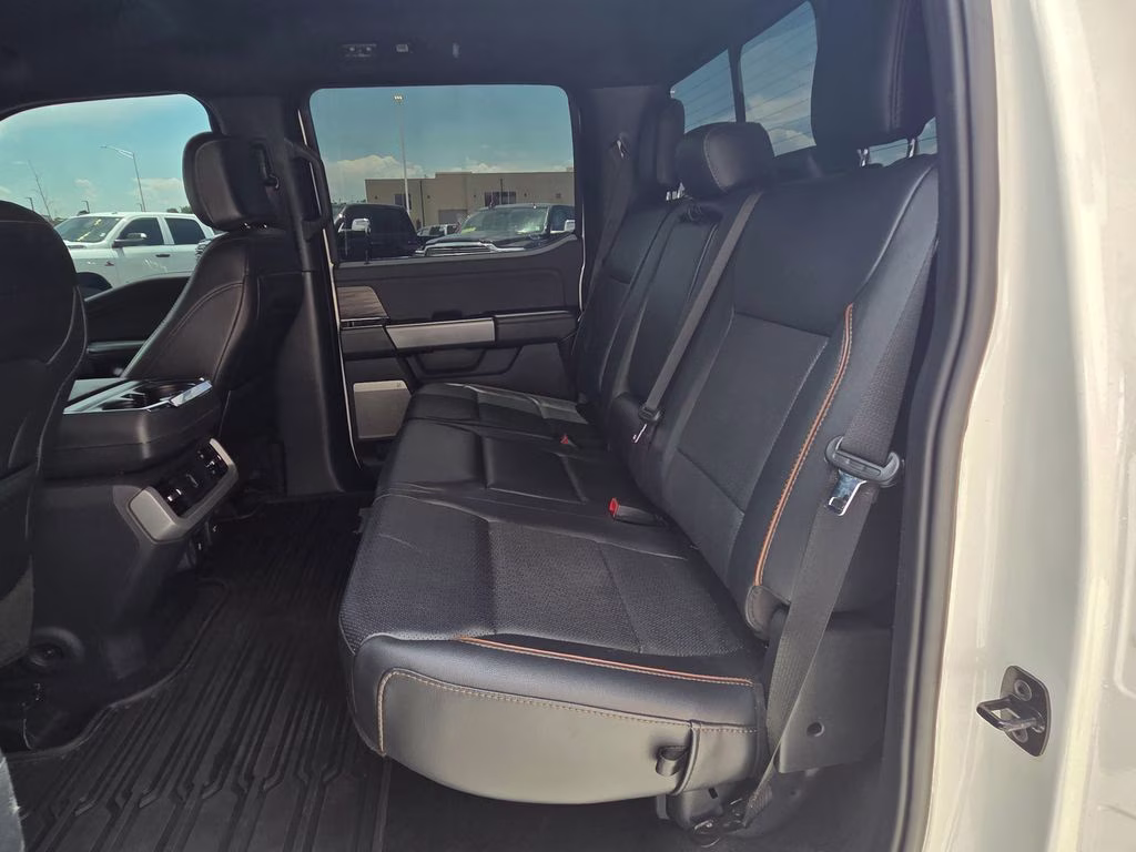 2024 White Metallic Ford F-150 Lariat 4X4 Truck