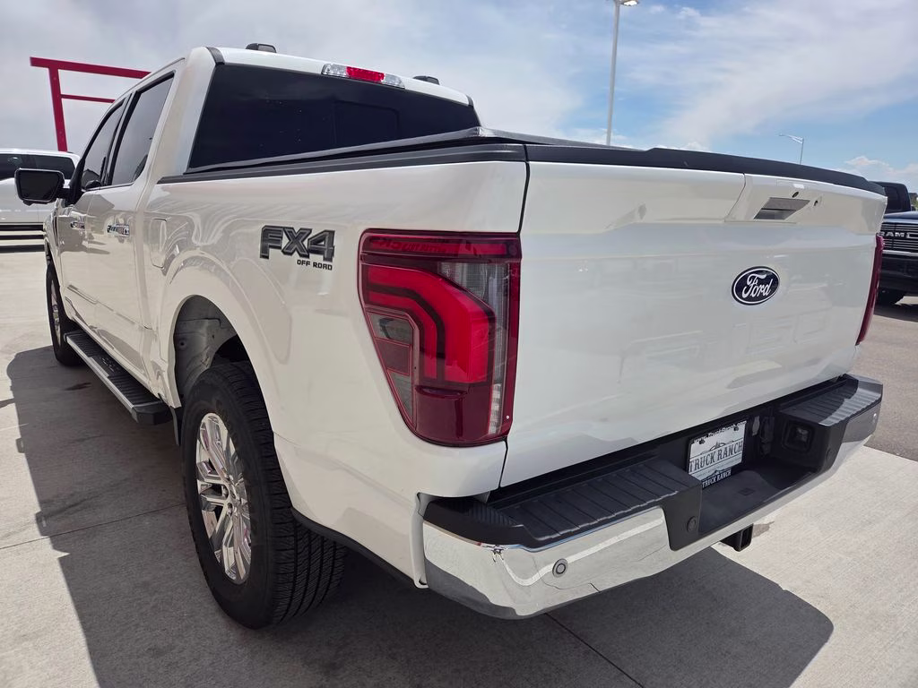 2024 White Metallic Ford F-150 Lariat 4X4 Truck