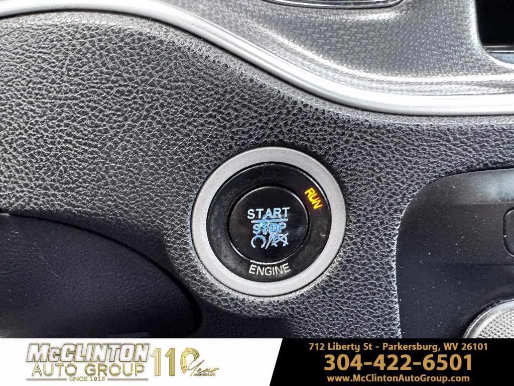 2013 Black Clearcoat Dodge Charger SRT8 Superbee RWD Sedan