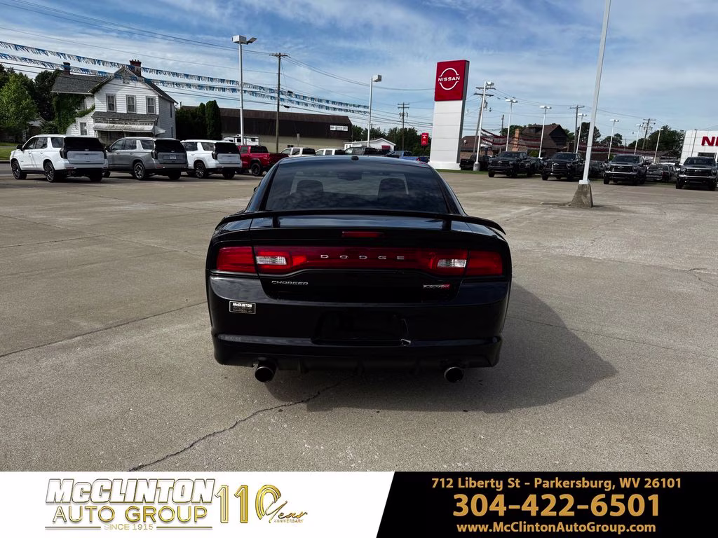 2013 Black Clearcoat Dodge Charger SRT8 Superbee RWD Sedan