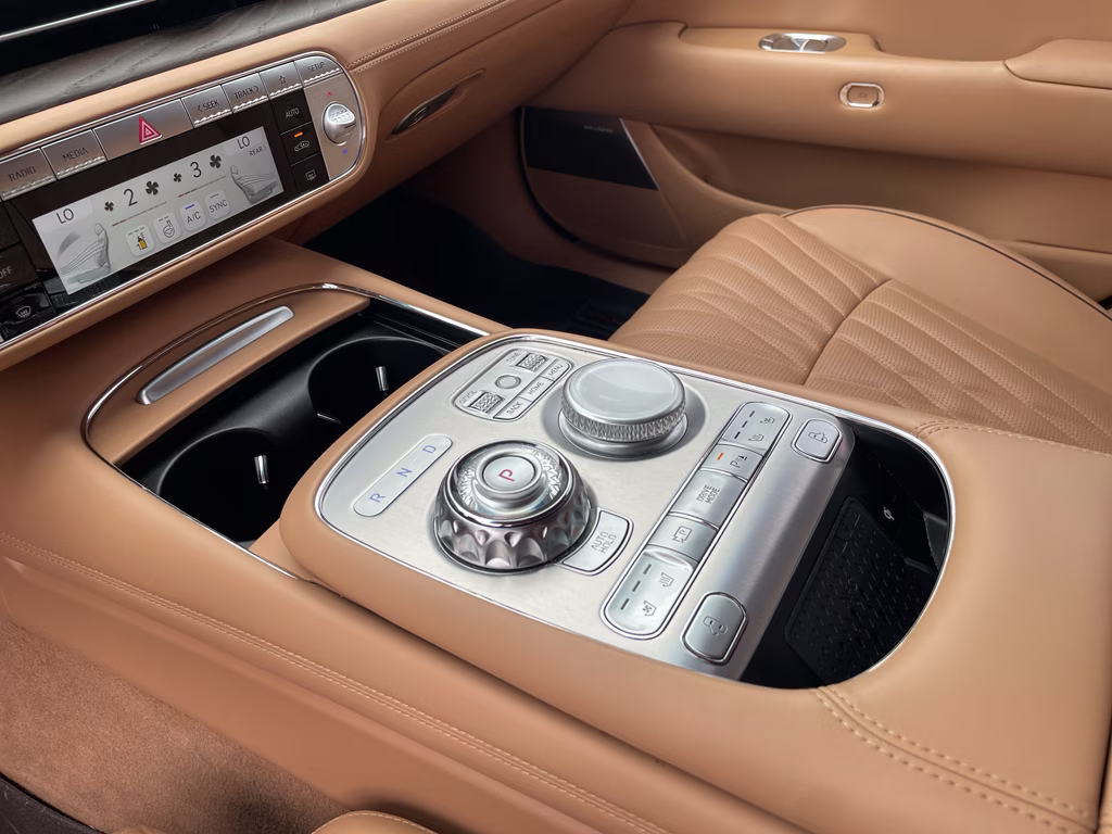 2023 Savile Silver Genesis G90 e-SC AWD Sedan