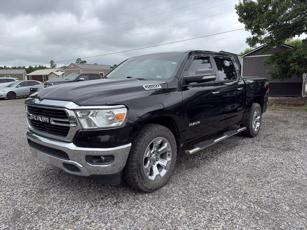 2019 Diamond Black Crystal Pearlcoat Ram 1500 Big Horn/Lone Star 4X4 Truck