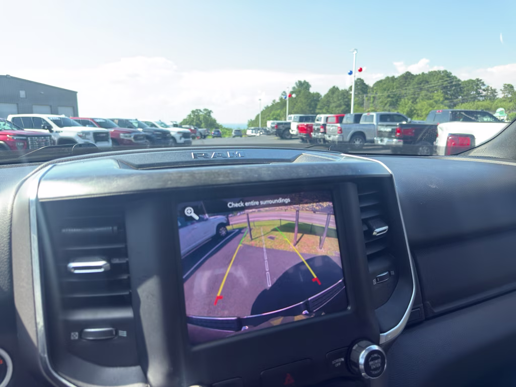 2019 Diamond Black Crystal Pearlcoat Ram 1500 Big Horn/Lone Star 4X4 Truck