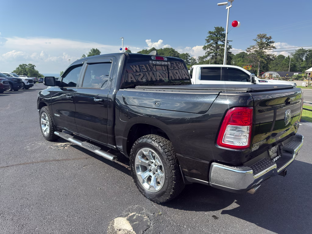 2019 Diamond Black Crystal Pearlcoat Ram 1500 Big Horn/Lone Star 4X4 Truck
