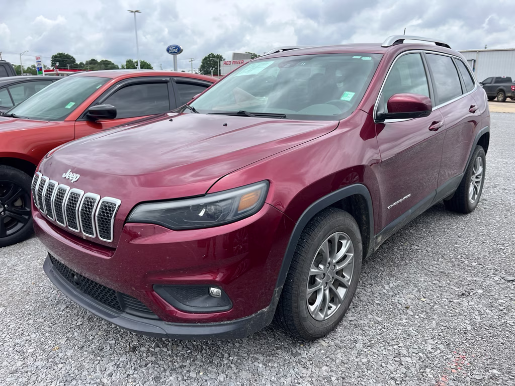2021 Velvet Red Pearlcoat Jeep Cherokee Latitude Plus FWD SUV