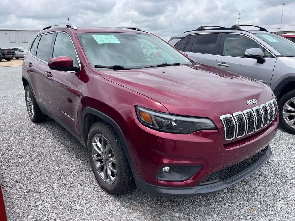 2021 Velvet Red Pearlcoat Jeep Cherokee Latitude Plus FWD SUV